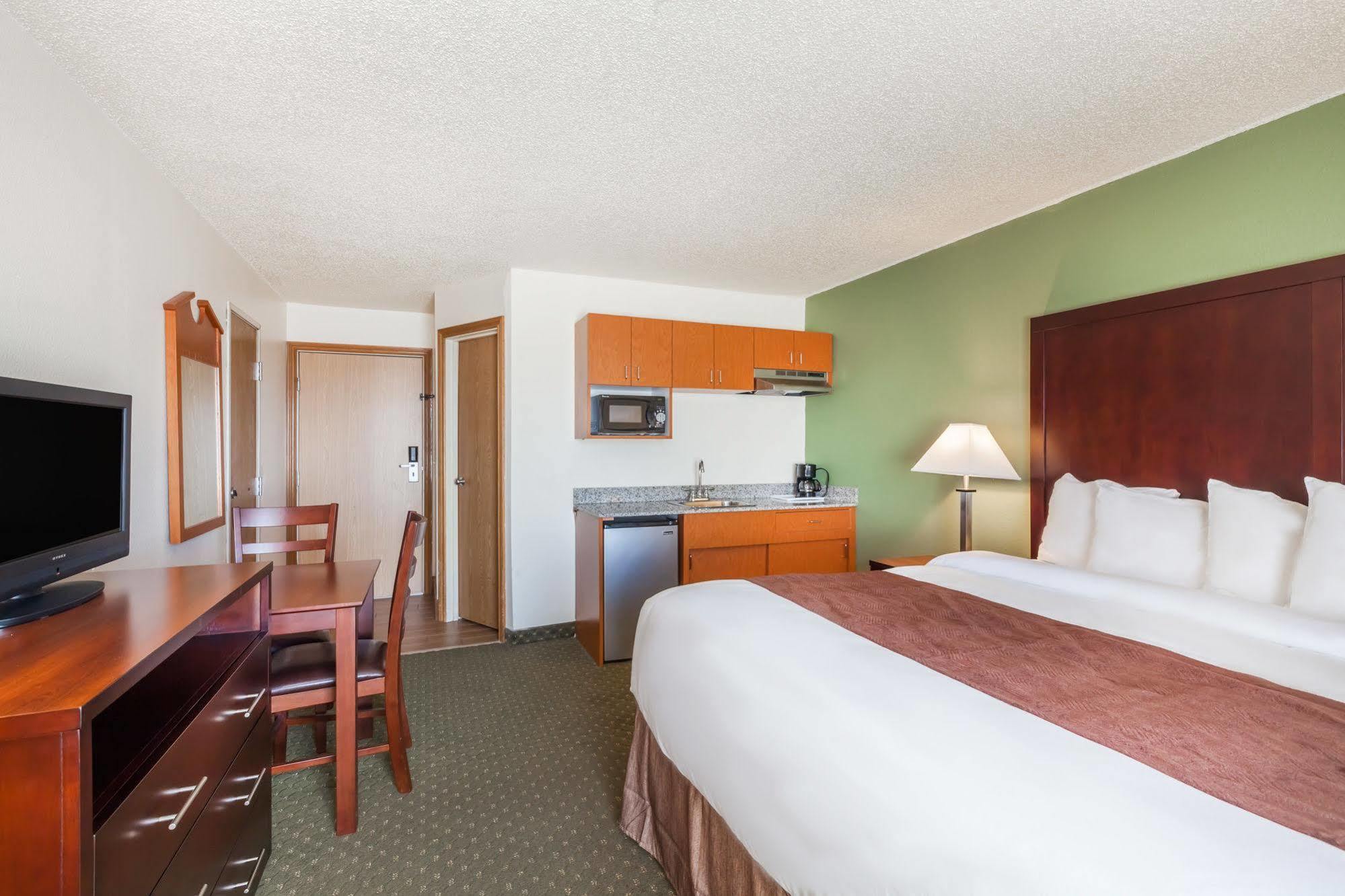 Quality Inn & Suites Clackamas - Portland Εξωτερικό φωτογραφία